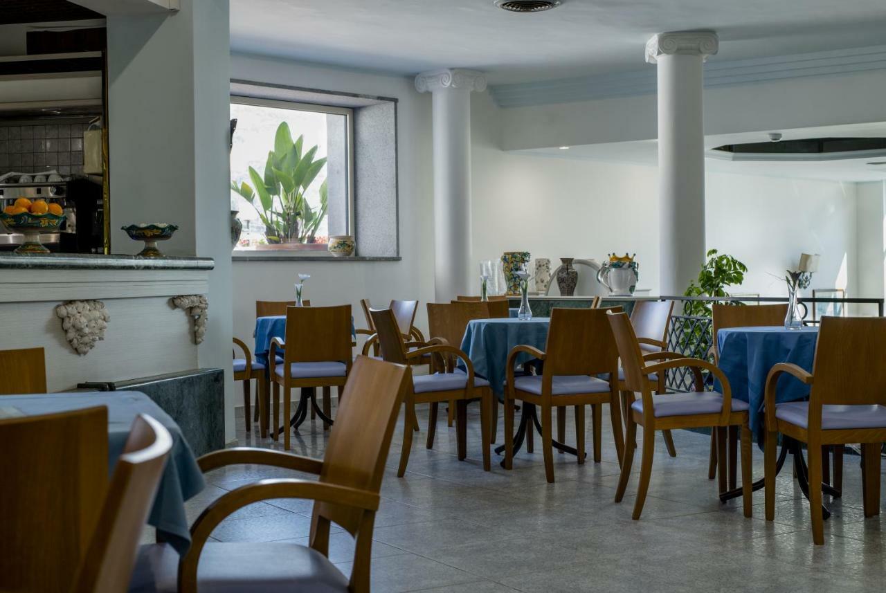 Hotel Panoramic Giardini Naxos Luaran gambar